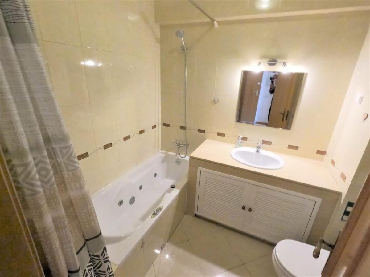 Algarve Modern T1 Apartment With Balcony In Albufeira Esterno foto